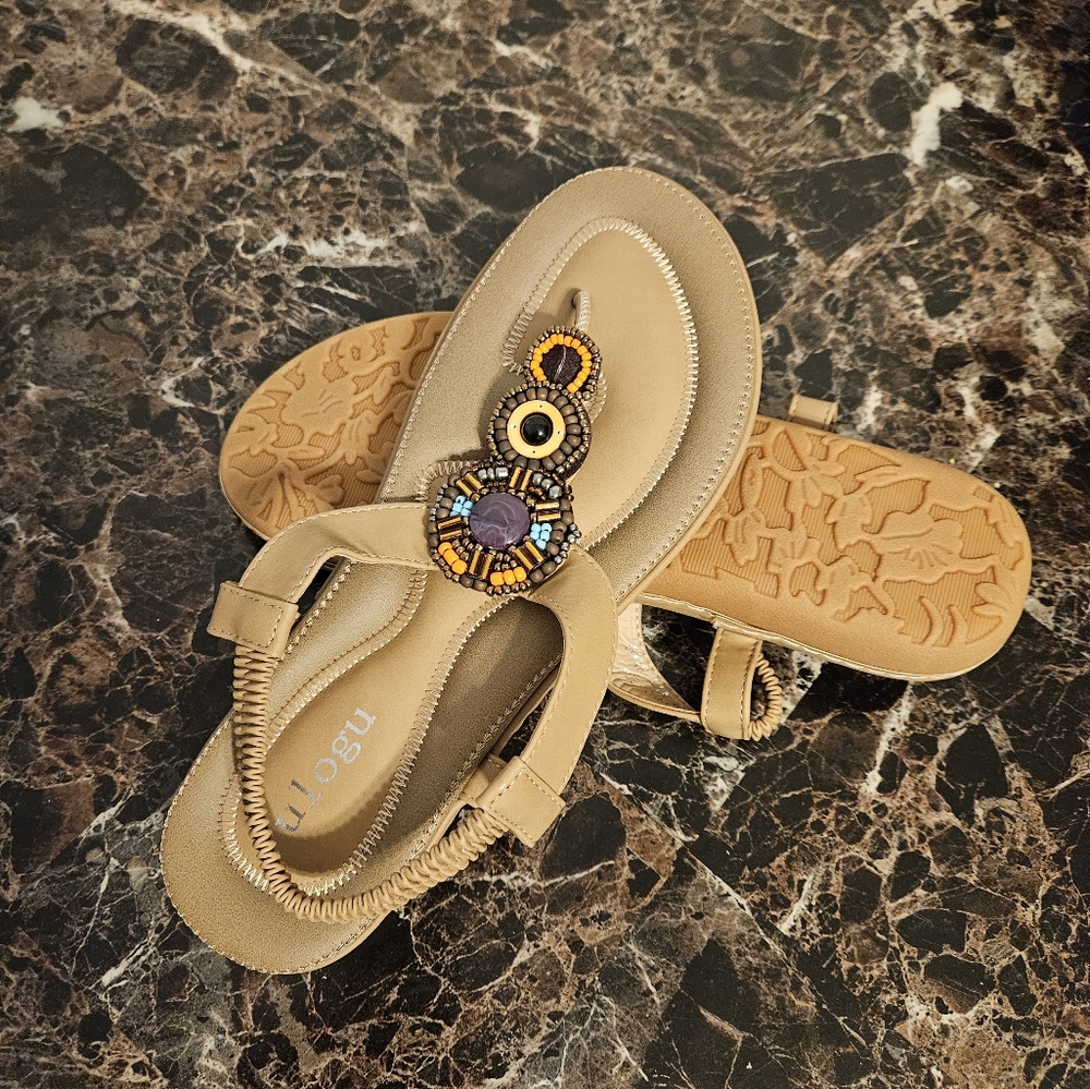 Womens size 41/10.5 sandals